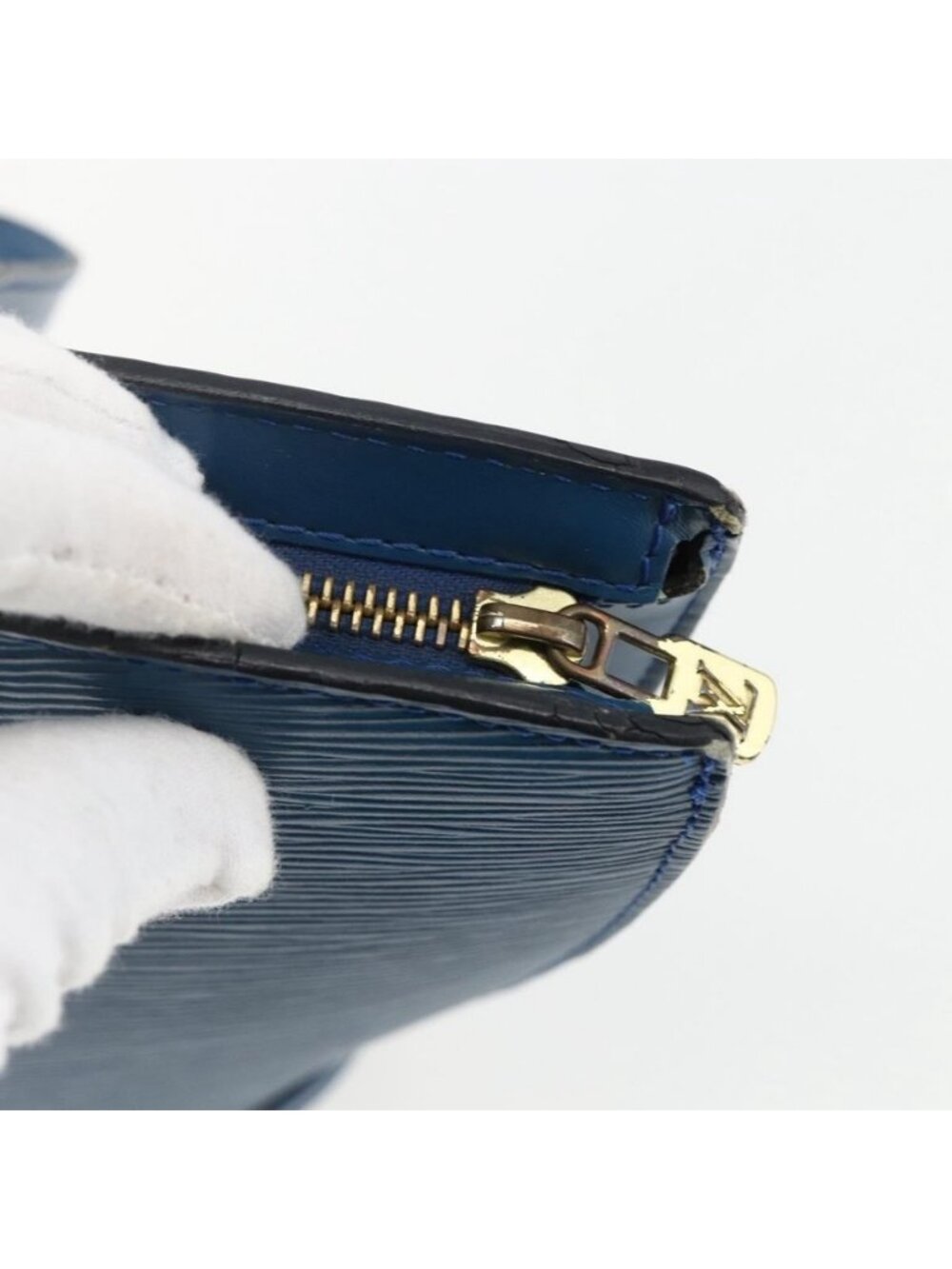 Authentic LOUIS VUITTON Epi Saint Jacques Shoulder Bag Blue M52275 LV - Picture 2 of 16
